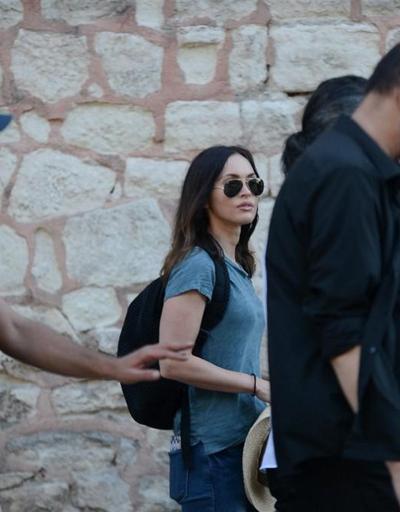 Megan Fox belgesel çekimi için annesi ile İstanbul’a geldi