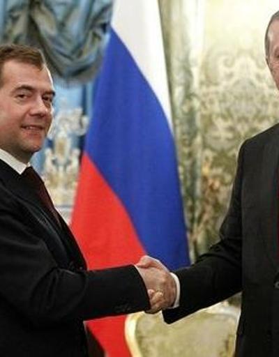 Medvedev Erdoğan’ın yemin törenine katılacak