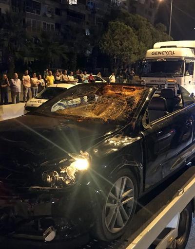 İzmirde korkunç kaza: Baba kız hayatını kaybetti