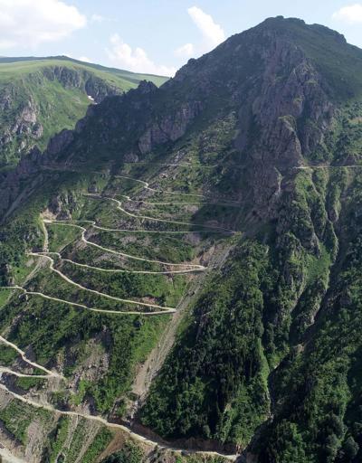 Trabzonda dünyanın en tehlikeli yolunda doğa yürüyüşü