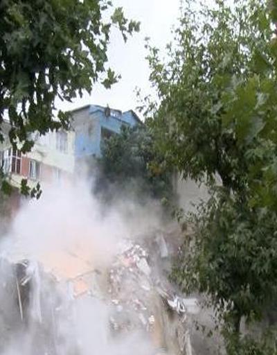 İstanbulda çöken binanın sakinleri ile toplantı yapıldı