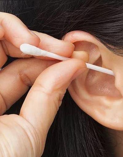 Sürekli kullanıyorsanız dikkat: Kulak zarınız delinebilir