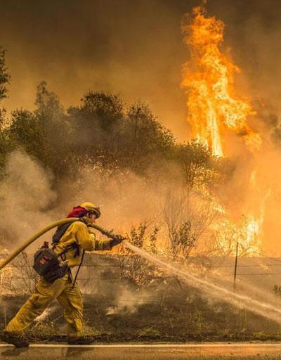 Olağanüstü hal ilan edildi: California alev alev yanıyor