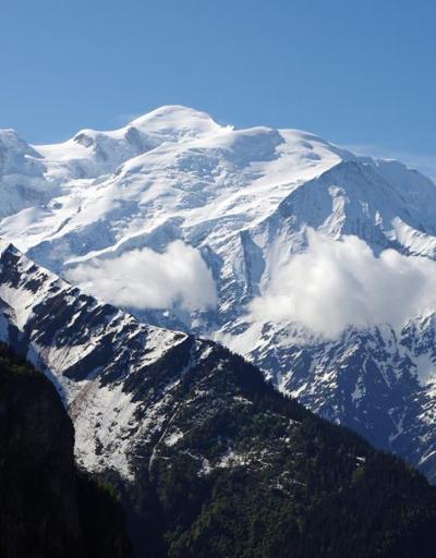 Batı Avrupanın zirvesinde 3 dağcı kayboldu