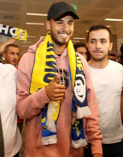 Fenerbahçenin son transferi Diego Reyes İstanbula geldi