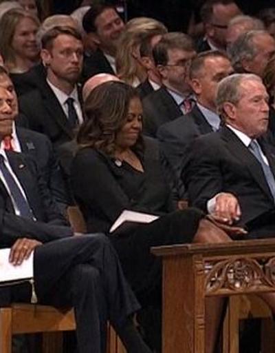 Bush ve Michelle Obama arasındaki anlar törene damga vurdu