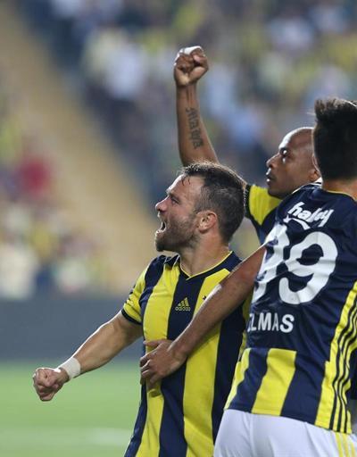 Fenerbahçe taraftarı kadroya tepkili