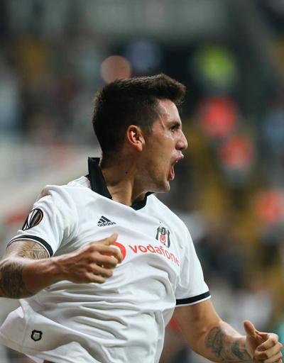 Beşiktaşın santrforları gol atmayı unuttu