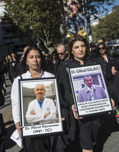 İstanbulda hekimlerden Sessiz Siyah Çığlık: Yürüdüler