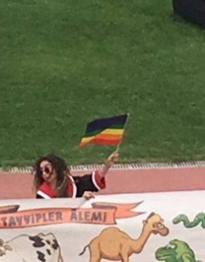 Erdoğan, Tayyipler Alemi pankartı açan ODTÜlülerle görüştü
