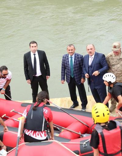 Türkiyenin ilk Rafting Eğitim Merkezi Tuncelide açıldı