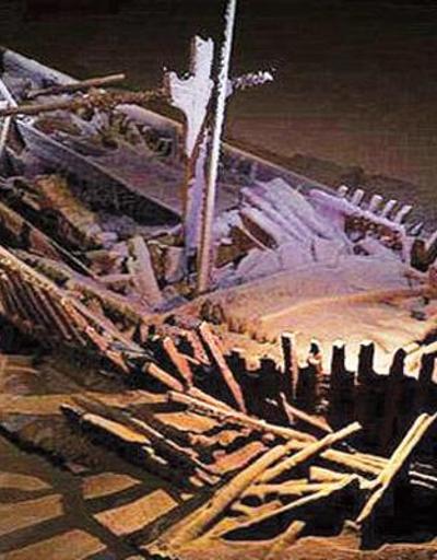 Karadenizde 2400 yıllık gemi enkazı bulundu