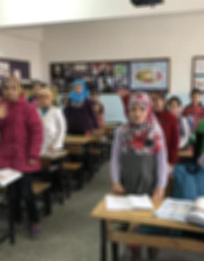 Adana Valiliğinden Suriyeli öğrenci talimatı