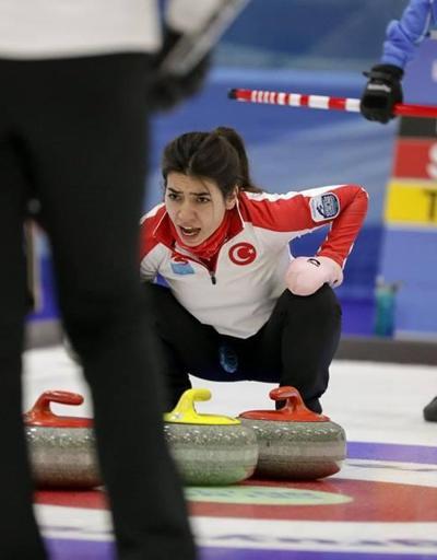 Türkiye Kadın Curling Milli Takımı B klasmanında bronz madalya aldı