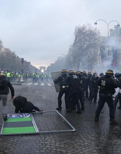 Fransada sokaklar yatışmıyor