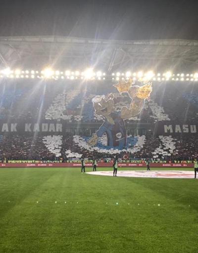 Trabzonspordan Fenerbahçeye özel koreografi