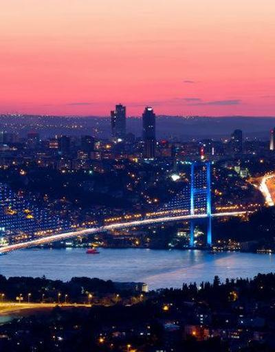 İstanbul Boğazı 3 saat gemi trafiğine kapatıldı