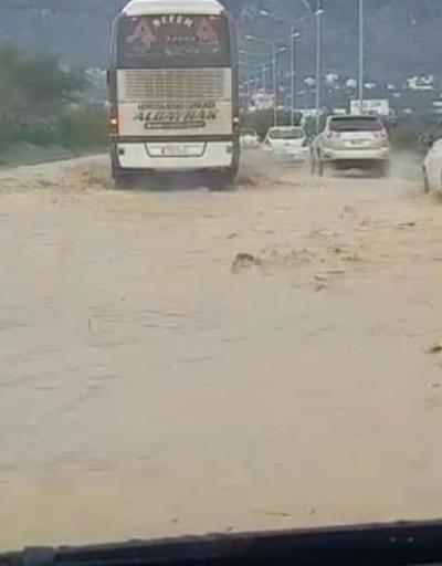 KKTC yağmura teslim oldu: 3 kişi hayatını kaybetti