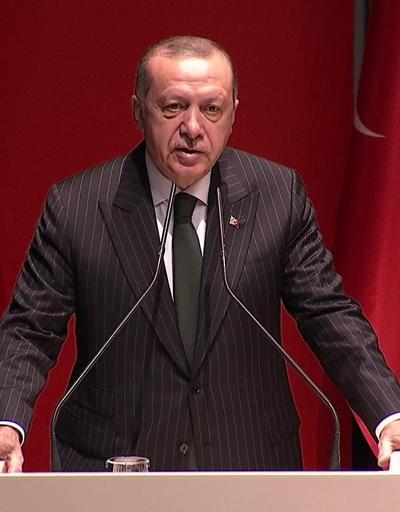 Cumhurbaşkanı Erdoğan duyurdu: AK Partiden flaş bayrak ve afiş kararı