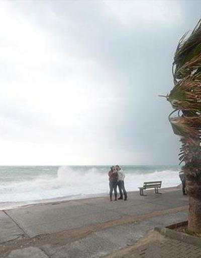 Akdeniz’de şiddetli fırtına uyarısı