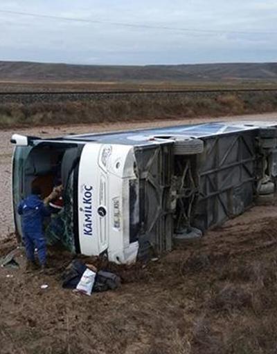 Yozgatta yolcu otobüsü devrildi: 1 ölü 18 yaralı