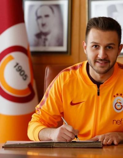 Galatasaray 4 futbolcuyla sözleşme imzaladı