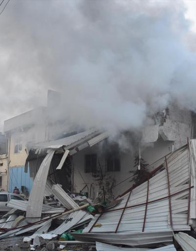 Gaziantepte tutkal imalathanesinde yangın: 2si ağır 5 yaralı