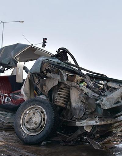 Karsta trafik kazası: 1 ölü, 3 yaralı