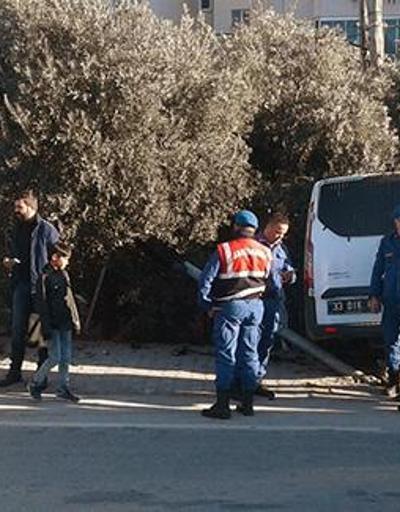 Mersinde askeri araç kaza yaptı: 4ü asker 5 yaralı