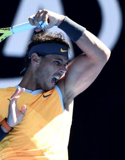 Nadal, Tsitsipasın yarı finaldeki rakibi oldu