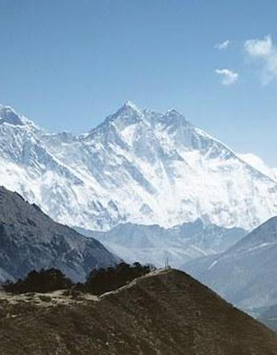 Çin, Everest ziyaretlerini kısıtlıyor (Artık sadece 300 kişi kabul edilecek)