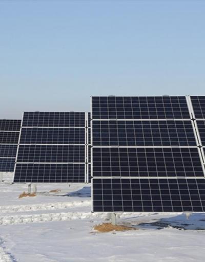 Orta Asyanın en büyük güneş enerjisi santrali kuruldu