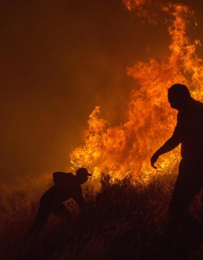 Kentte alarm verildi: Cape Towndaki yangın büyüyor