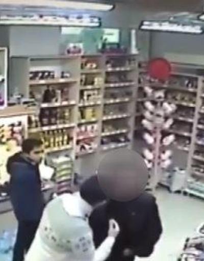 Markette kadın çalışanı taciz etti, kick boksçu komşu onu dışarı attı
