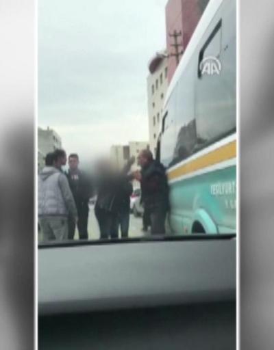 İzmirde dolmuş şoförü darp edildi