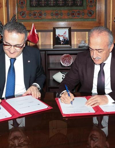 O protokol imzalandı... Türkiyenin ilk kırmızı ötesi teleskobu