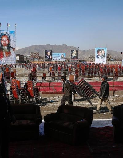 Afganistanda devlet törenine roketli saldırı