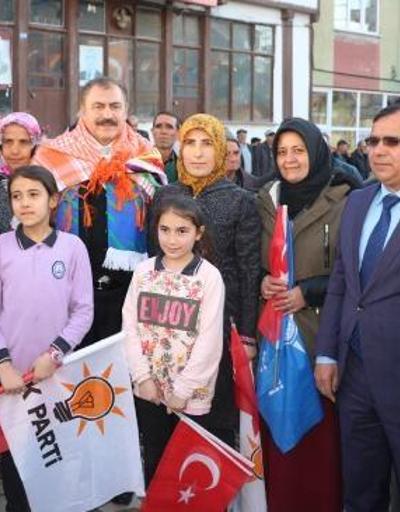 Hocalarda AK Parti seçim bürosu açıldı