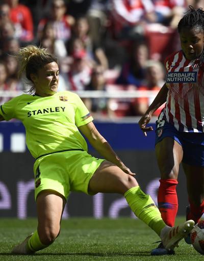 İspanyada kadınlar futbol maçında rekor: 60 bin 739 taraftar izledi