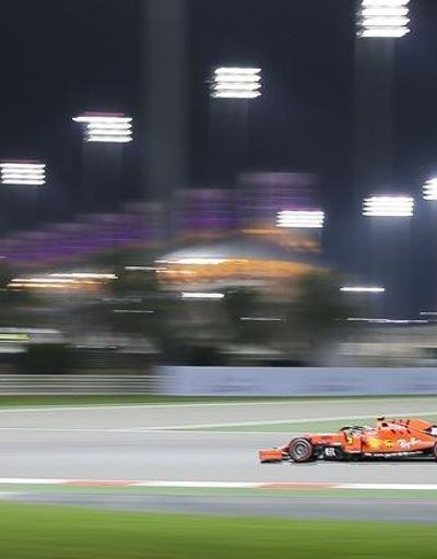 F1 Bahreynde Ferrariye motor arızası şoku