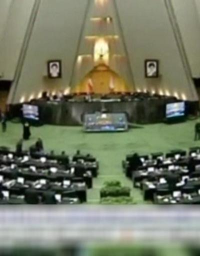 İran meclisinde ABD protestosu