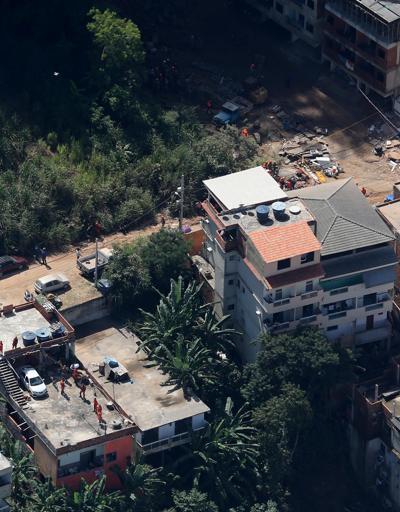 Brezilyada iki bina çöktü: 2 ölü, 2 yaralı