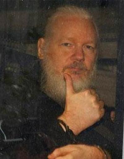 Ekvadordan Assange ile bağlantılı bilgisayar programcısına gözaltı
