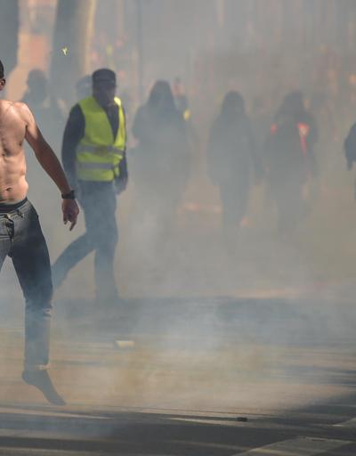 Fransa’da olaylar sürüyor... 45 sarı yelekli gözaltına alındı, 21 kişi yaralandı