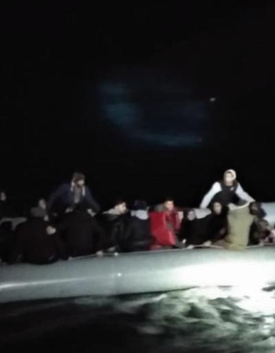 11i çocuk 34 kaçak göçmen lastik botta yakalandı