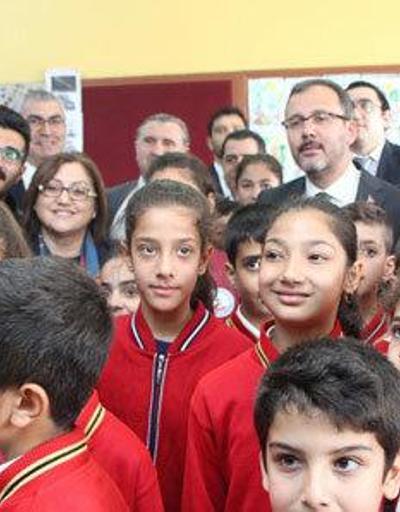 Gaziantepte 35 bin öğrenciye spor malzemesi dağıtıldı