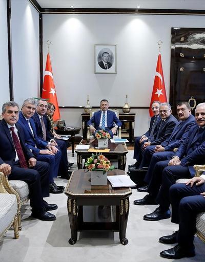 Cumhurbaşkanı Yardımcısı Fuat Oktay, Türkiye Belediyeler Birliği heyetini kabul etti