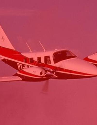 Kuzey Carolinada uçak evin üstüne düştü: 2 ölü