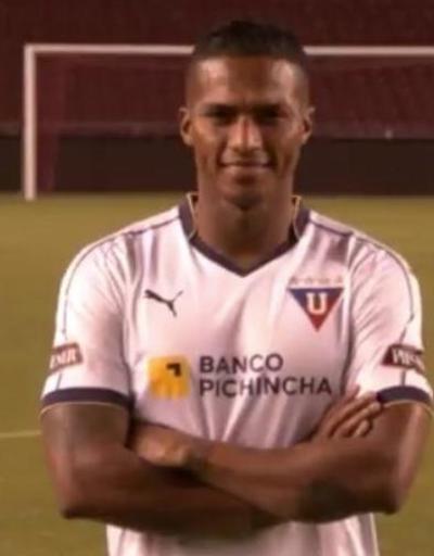 Antonio Valencia ülkesine döndü