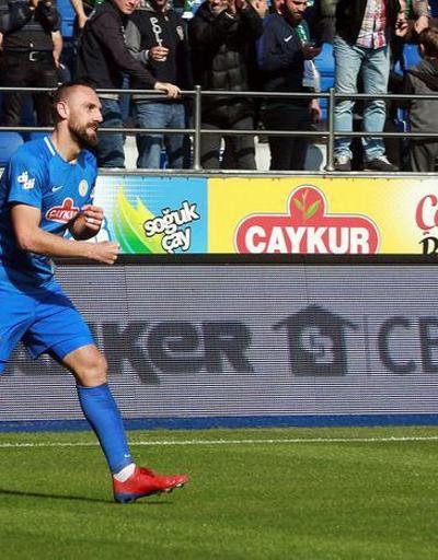 Vedat Muriç Galatasarayla, Çaykur Rize Fenerbahçeyle anlaştı